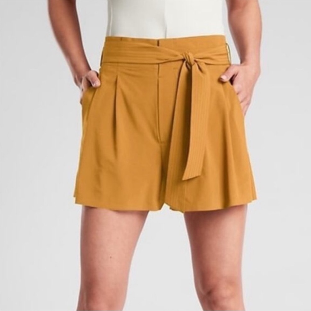 Athleta Skyline Short II Size 6